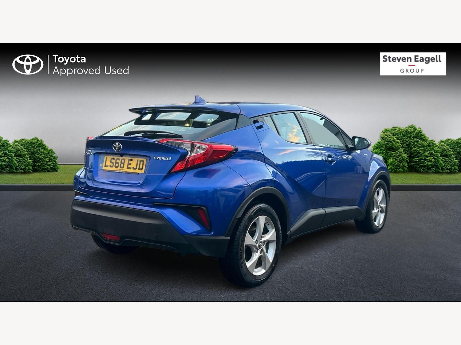 Used Toyota C-HR 2018 for sale - 76667125: Photo 2