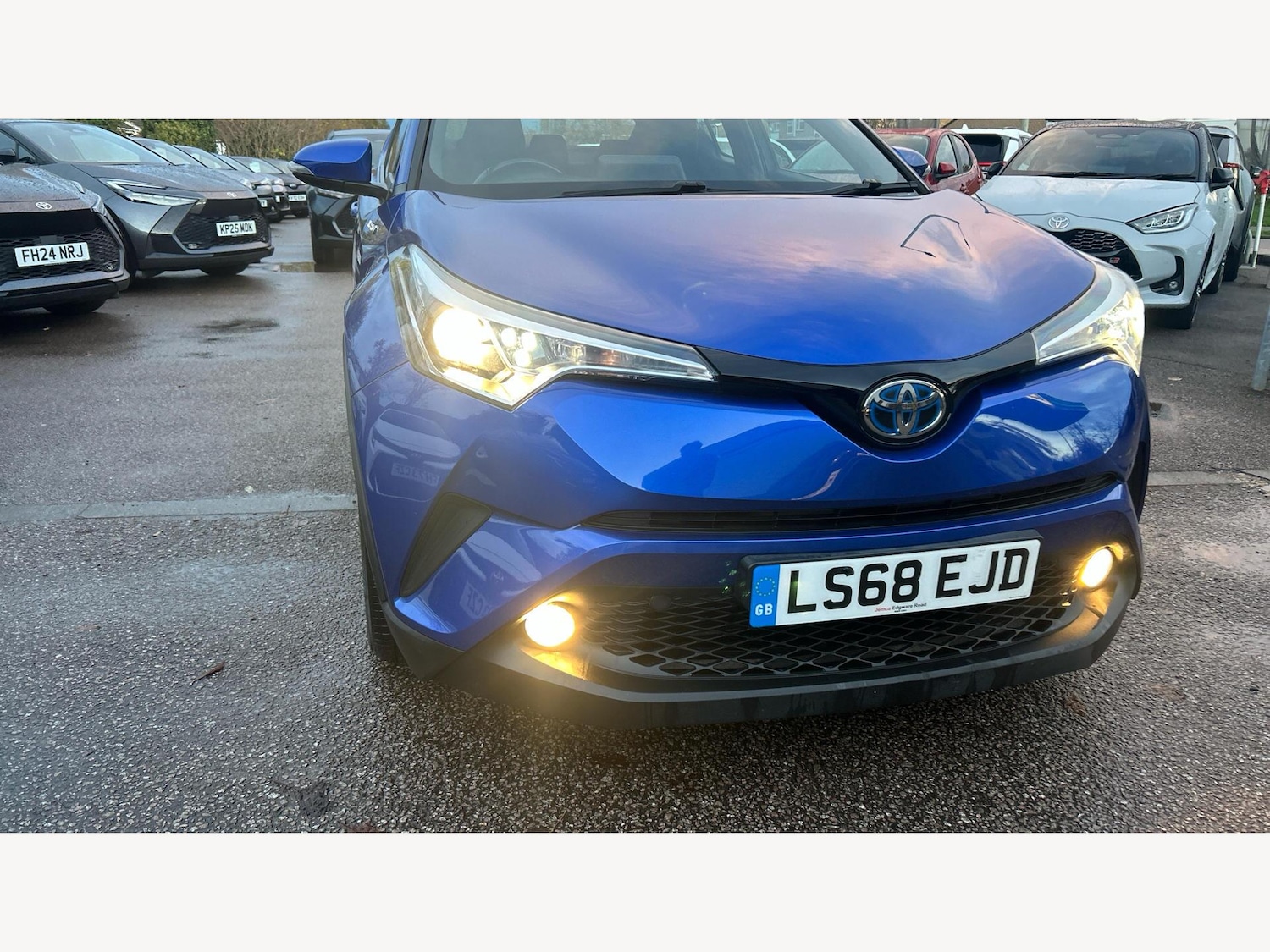 Used Toyota C-HR 2018 for sale - 76667125: Photo 26