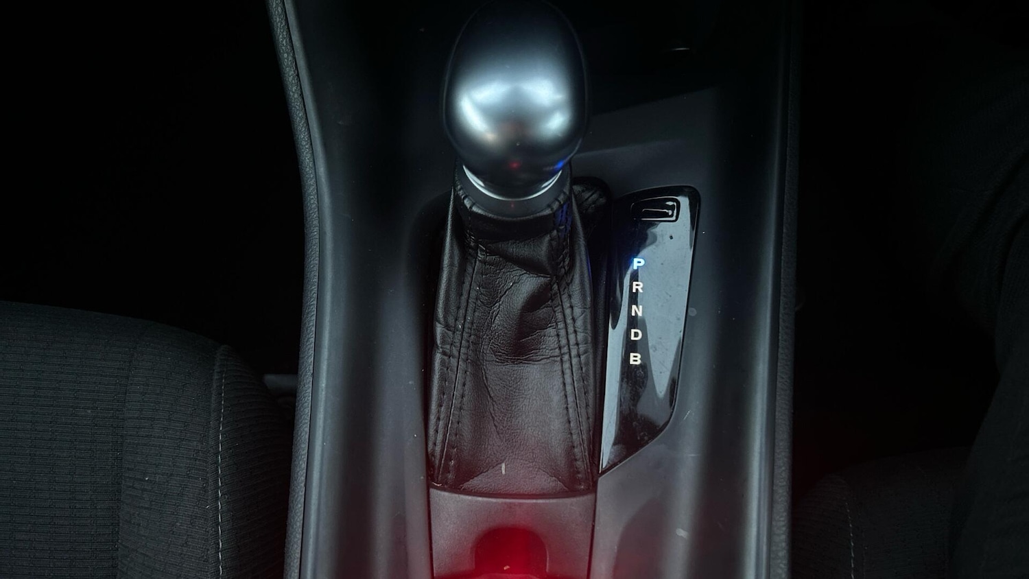 Used Toyota C-HR 2018 for sale - 76667125: Photo 36