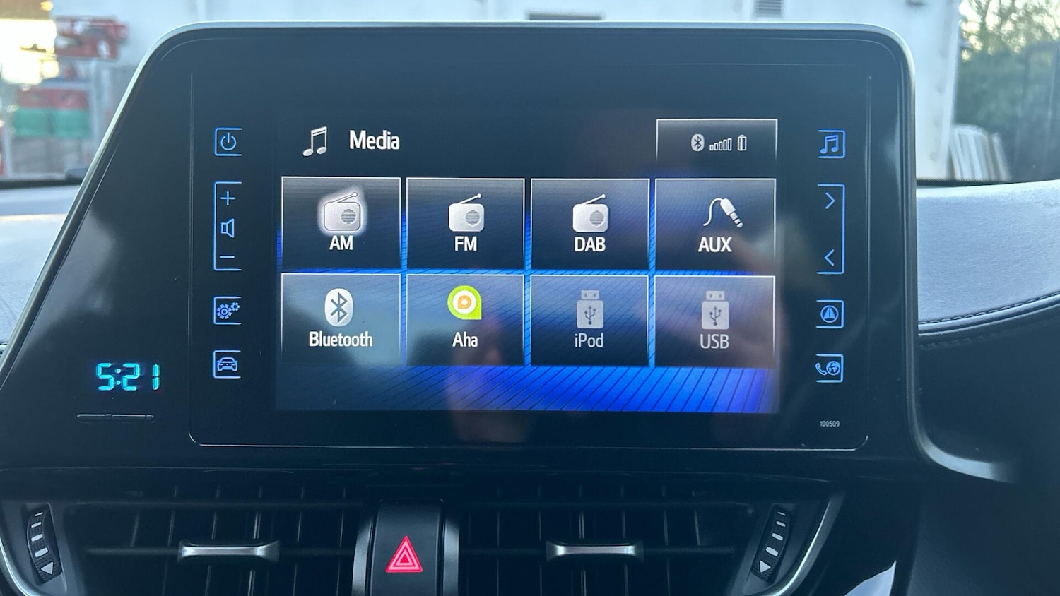 Used Toyota C-HR 2018 for sale - 76667125: Photo 39