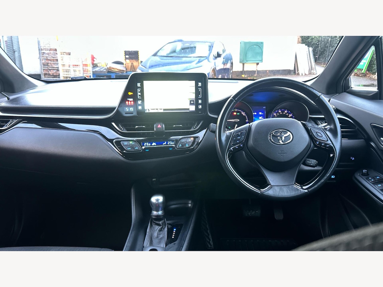 Used Toyota C-HR 2018 for sale - 76667125: Photo 7