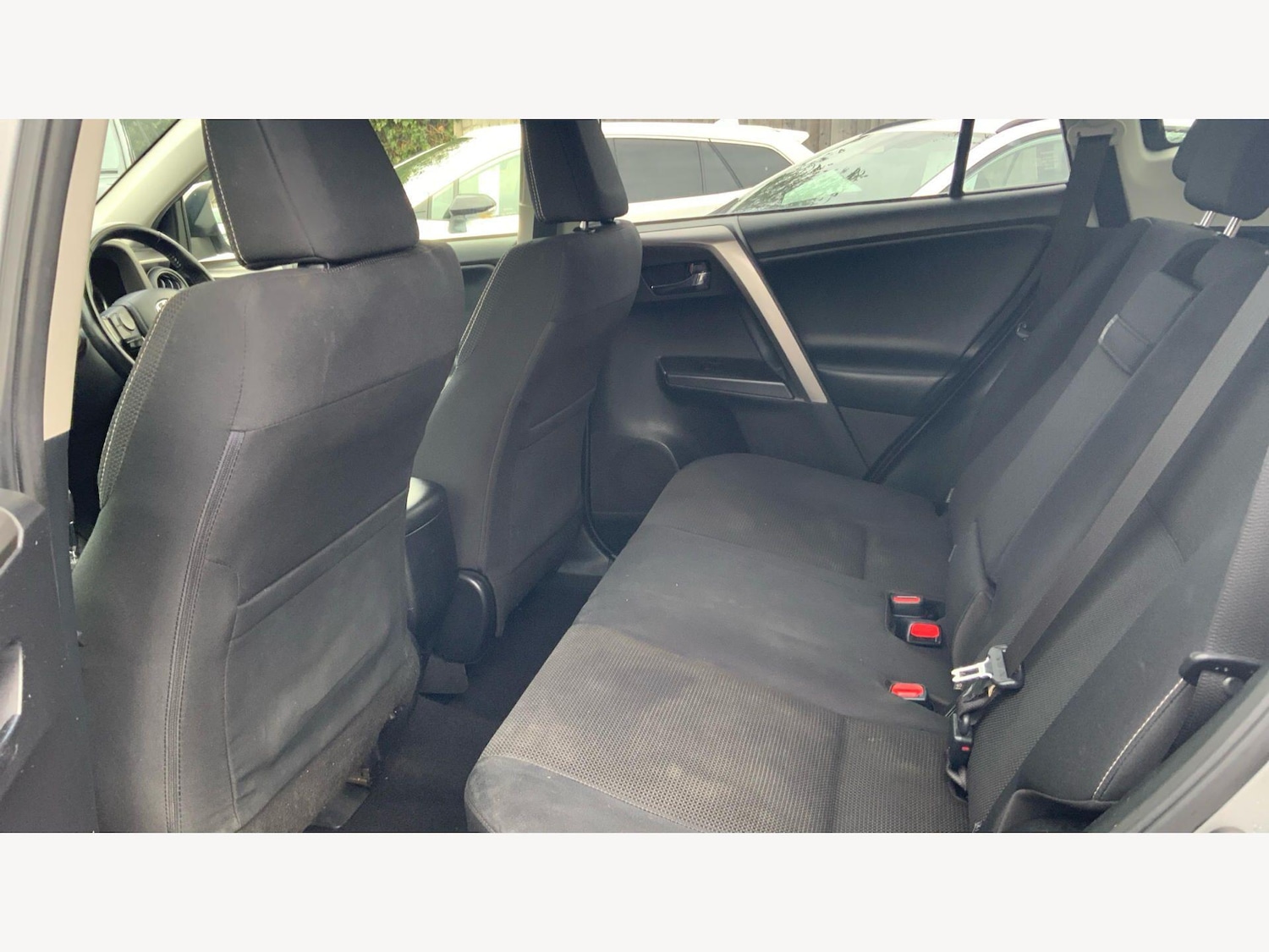 Used Toyota RAV4 2018 for sale - 77794120: Photo 15