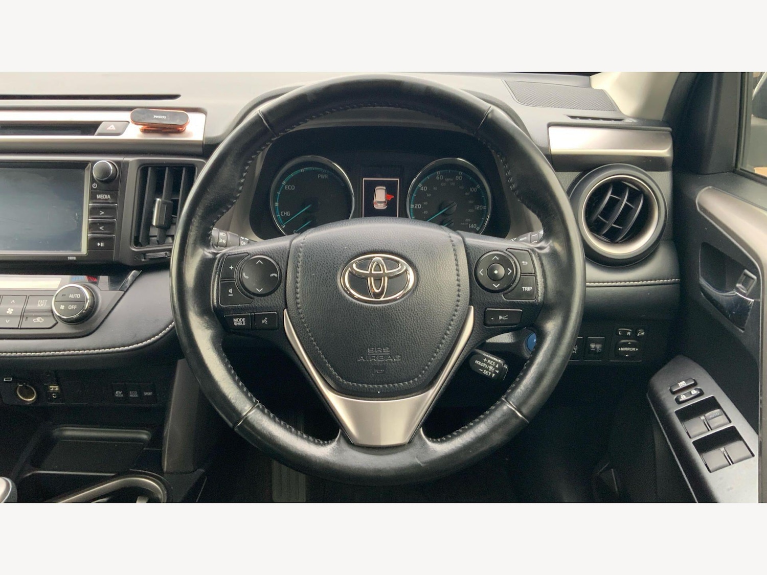 Used Toyota RAV4 2018 for sale - 77794120: Photo 8