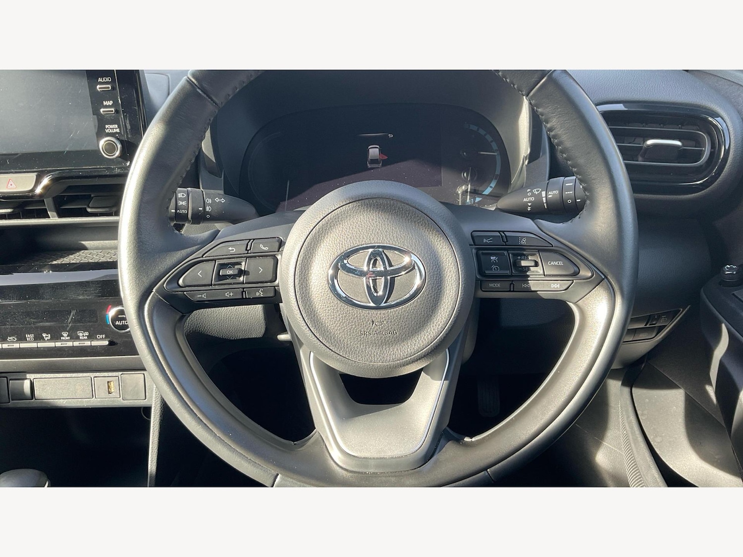 Used Toyota Yaris Cross 2023 for sale - 77612564: Photo 10