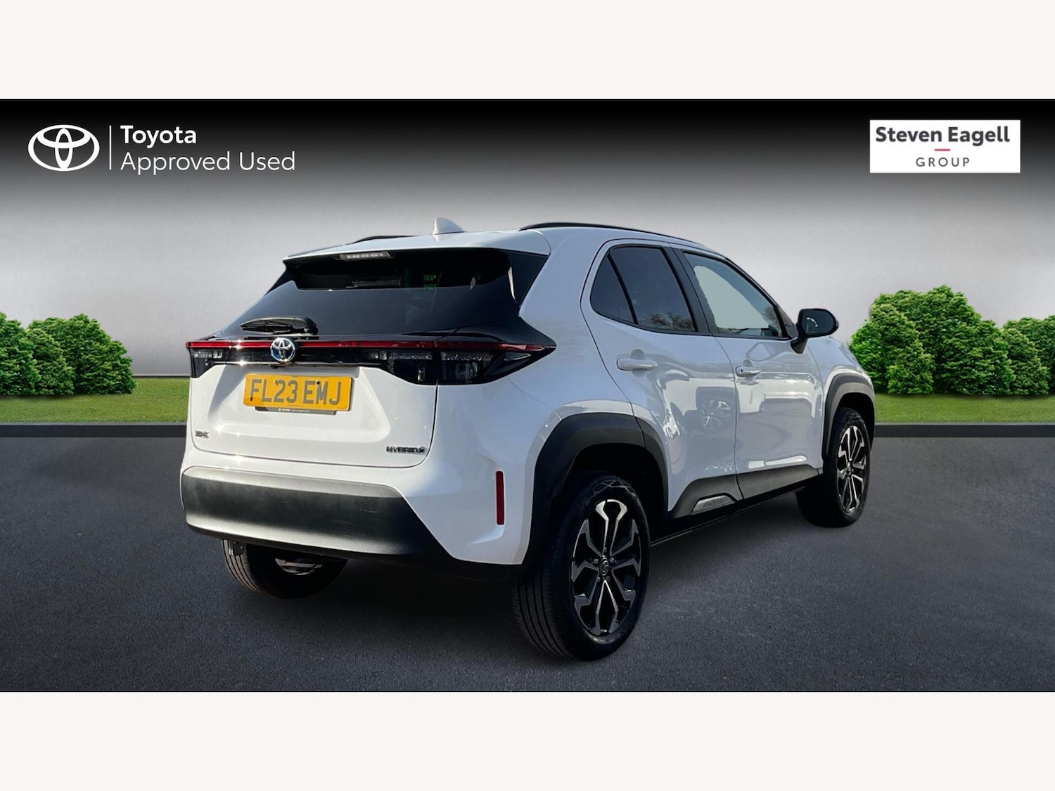 Used Toyota Yaris Cross 2023 for sale - 77612564: Photo 2