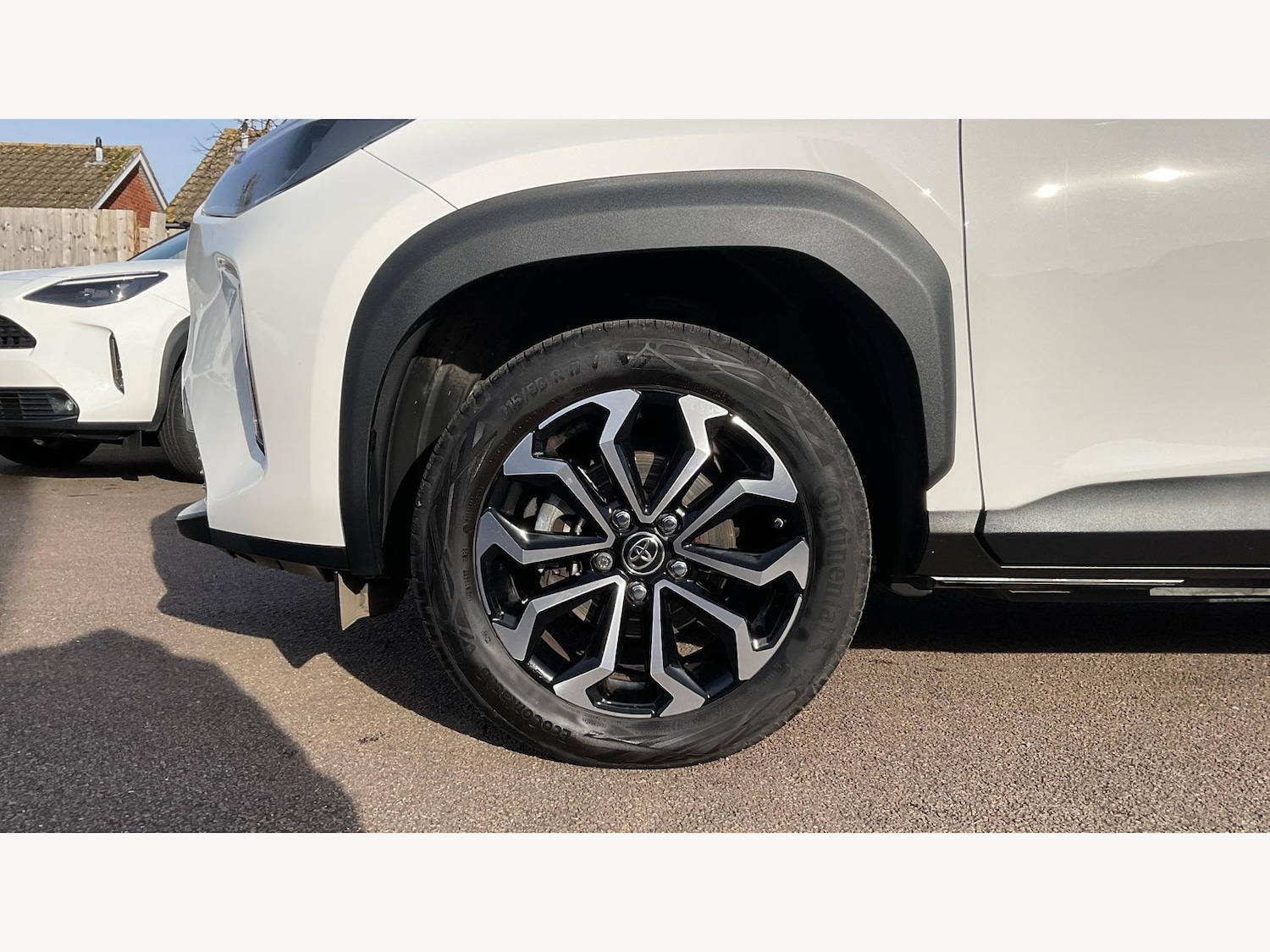 Used Toyota Yaris Cross 2023 for sale - 77612564: Photo 24