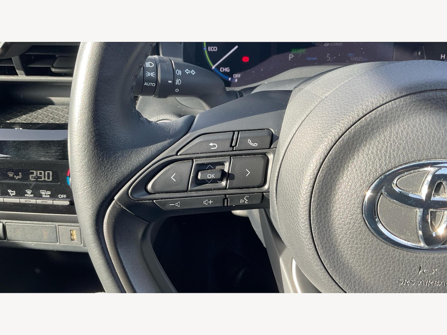 Used Toyota Yaris Cross 2023 for sale - 77612564: Photo 31