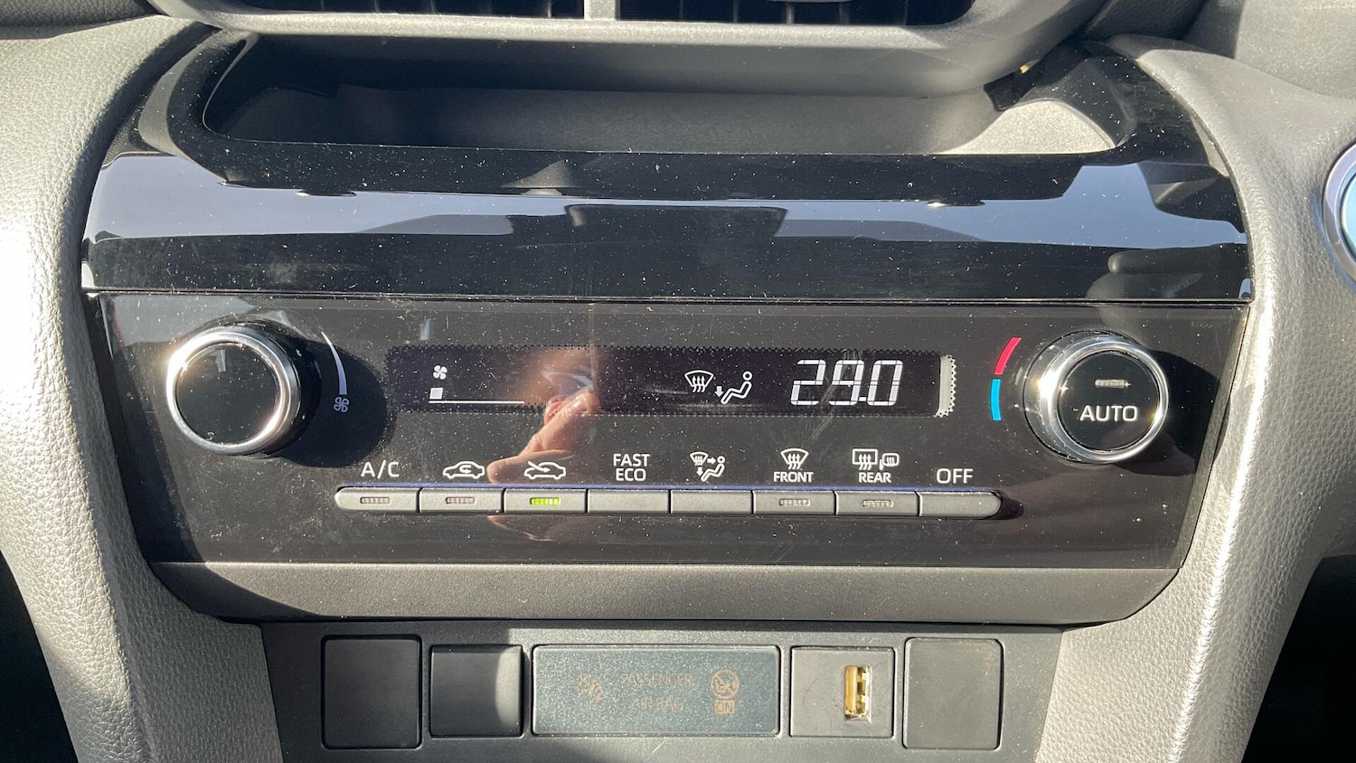 Used Toyota Yaris Cross 2023 for sale - 77612564: Photo 33