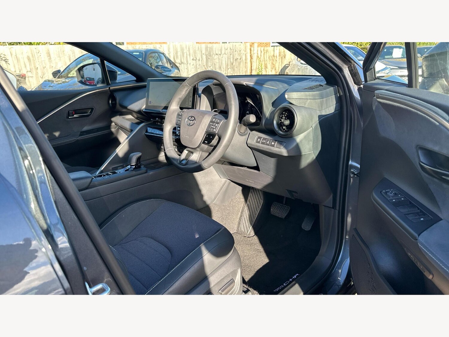 Used Toyota C-HR 2025 for sale - 76537662: Photo 13