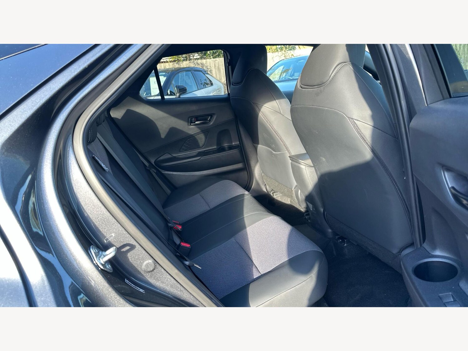 Used Toyota C-HR 2025 for sale - 76537662: Photo 14