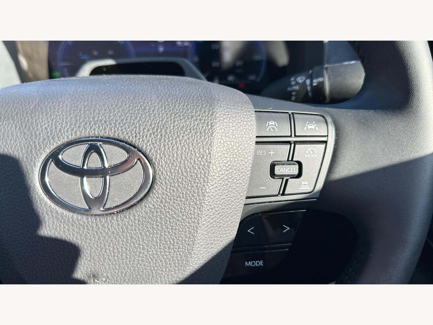 Used Toyota C-HR 2025 for sale - 76537662: Photo 29