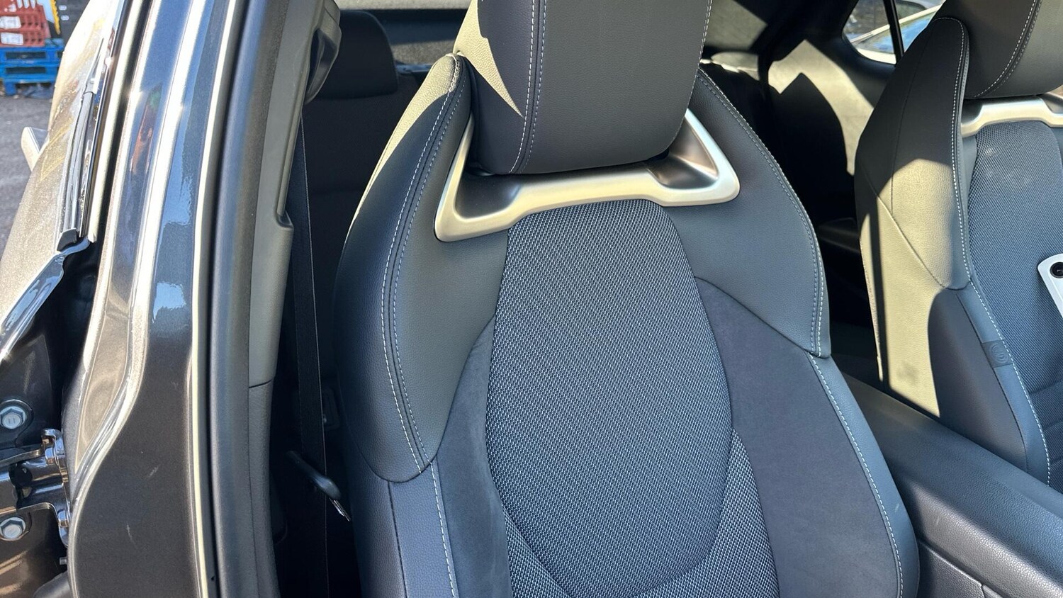 Used Toyota C-HR 2025 for sale - 76537662: Photo 36