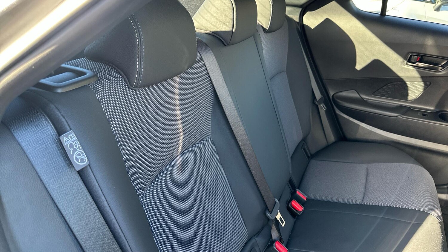 Used Toyota C-HR 2025 for sale - 76537662: Photo 37