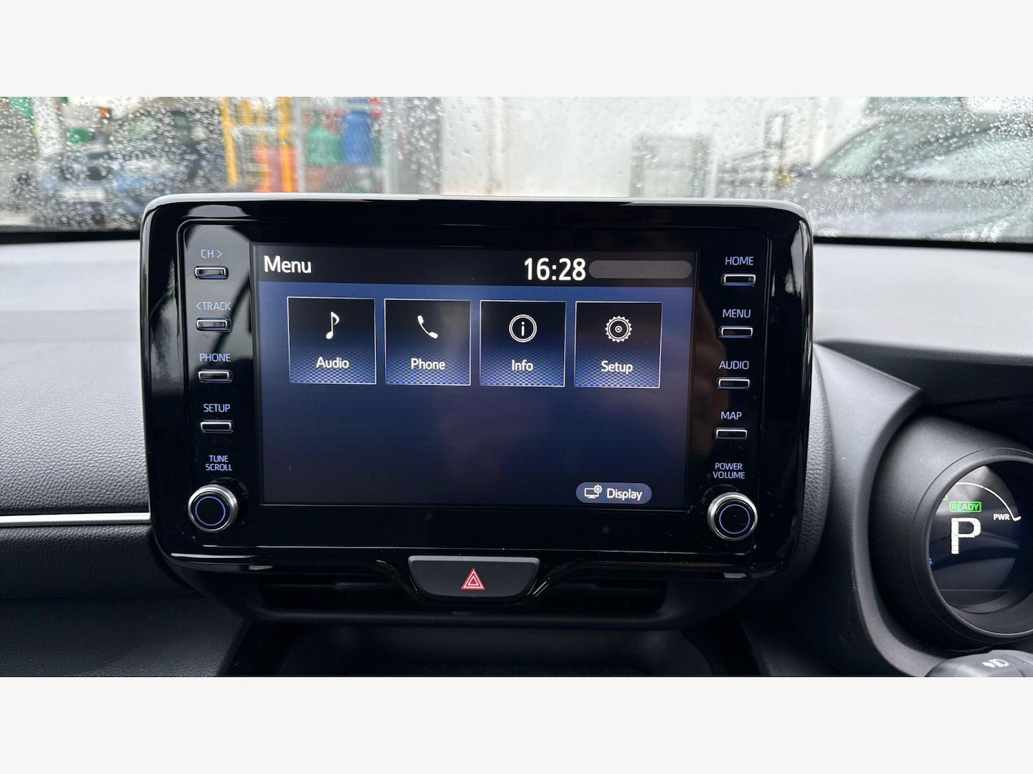 Used Toyota Yaris Cross 2023 for sale - 78086876: Photo 26