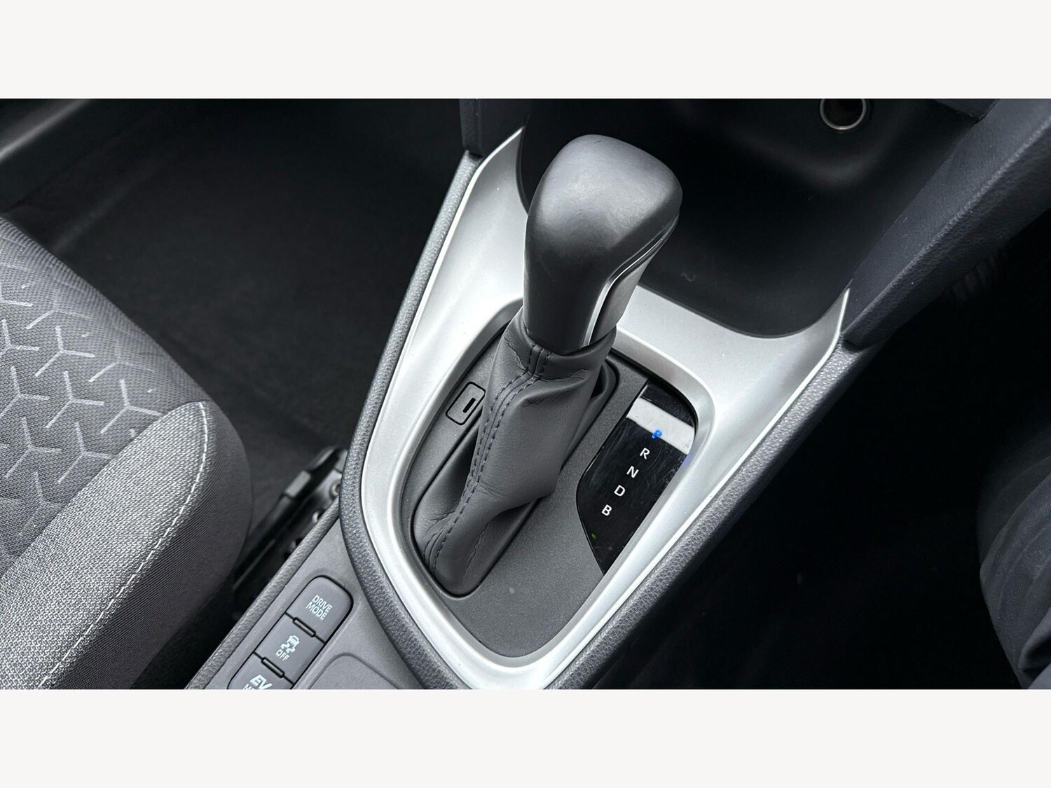 Used Toyota Yaris Cross 2023 for sale - 78086876: Photo 39