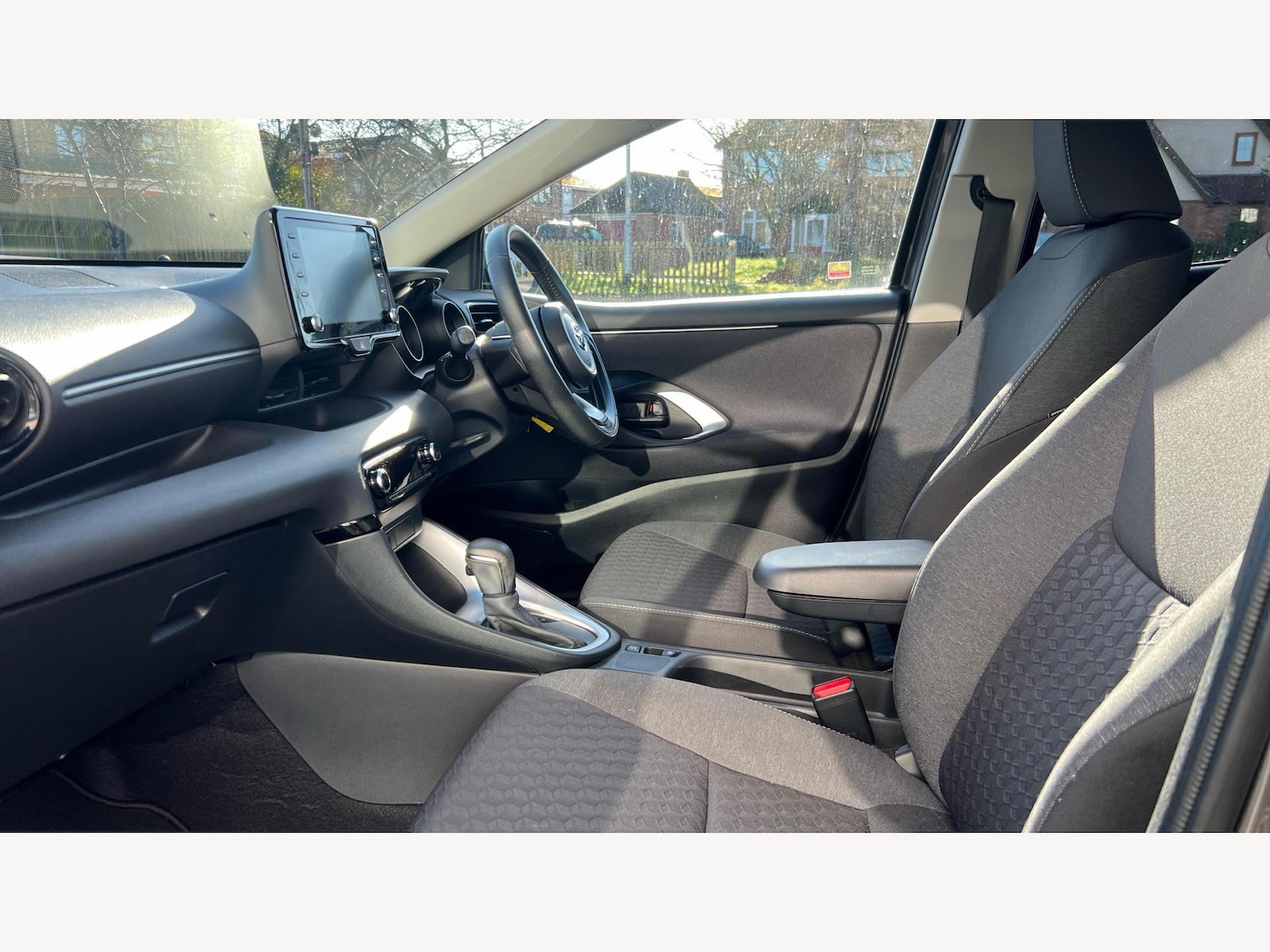 Used Toyota Yaris for sale - 77624891: Photo 12