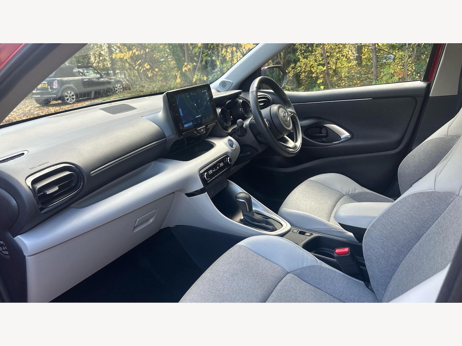 Used Toyota Yaris 2024 for sale - 76440796: Photo 12