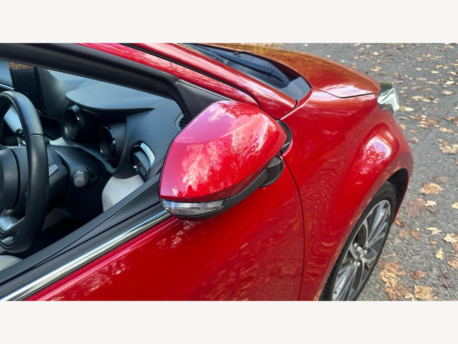 Used Toyota Yaris 2024 for sale - 76440796: Photo 30