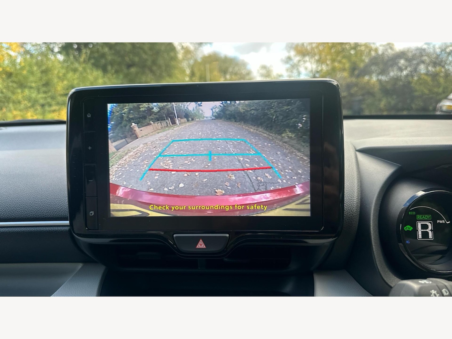 Used Toyota Yaris 2024 for sale - 76440796: Photo 33