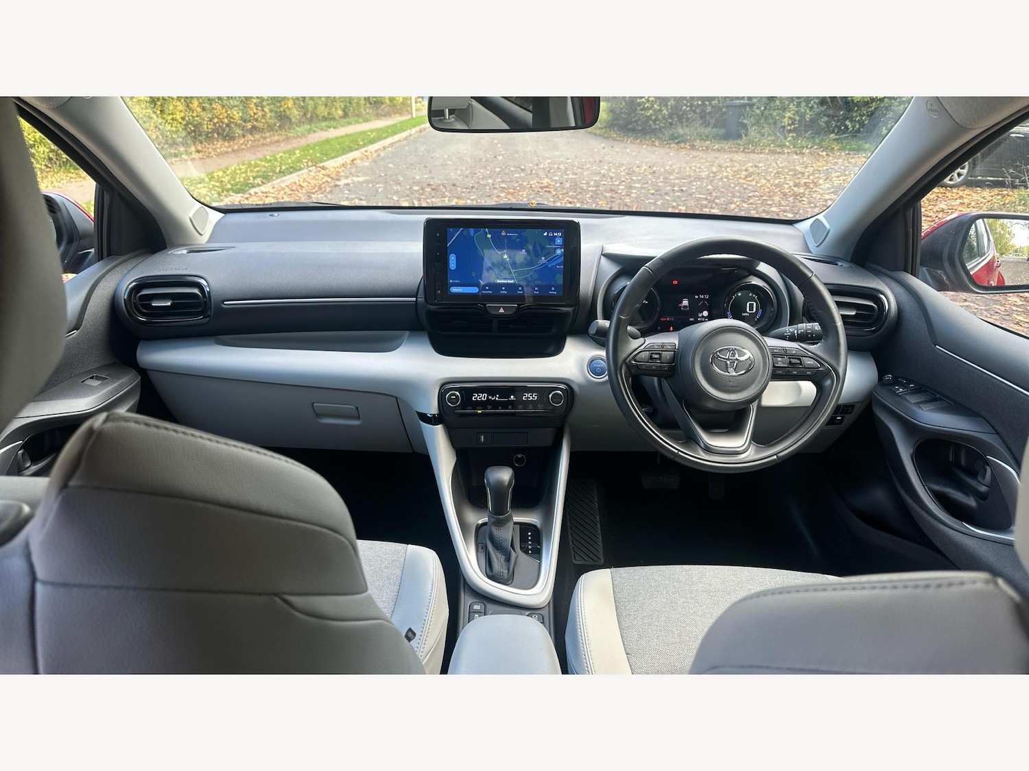 Used Toyota Yaris 2024 for sale - 76440796: Photo 7