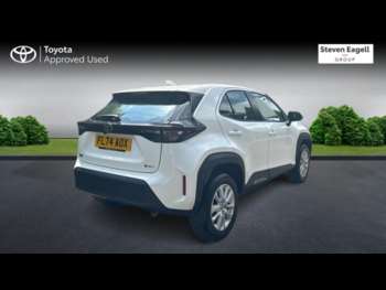Used Toyota Yaris Cross 2024 for sale - 74828700: Photo