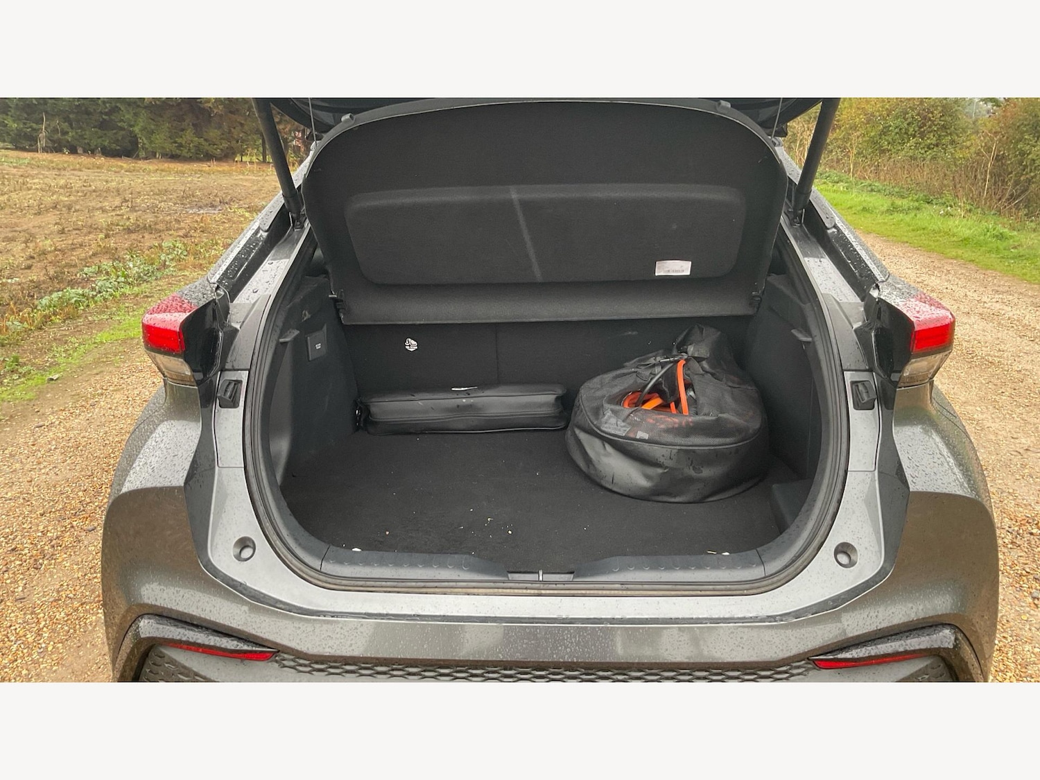 Used Toyota C-HR 2024 for sale - 76136370: Photo 16