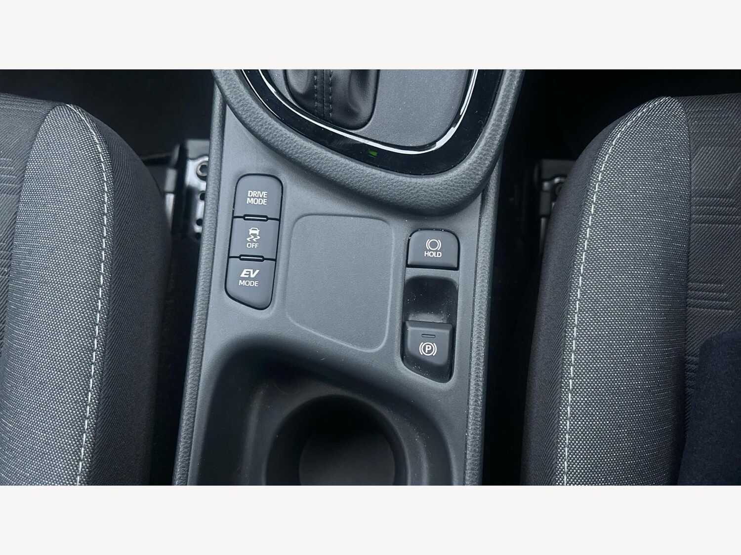 Used Toyota Yaris 2025 for sale - 77424745: Photo 25