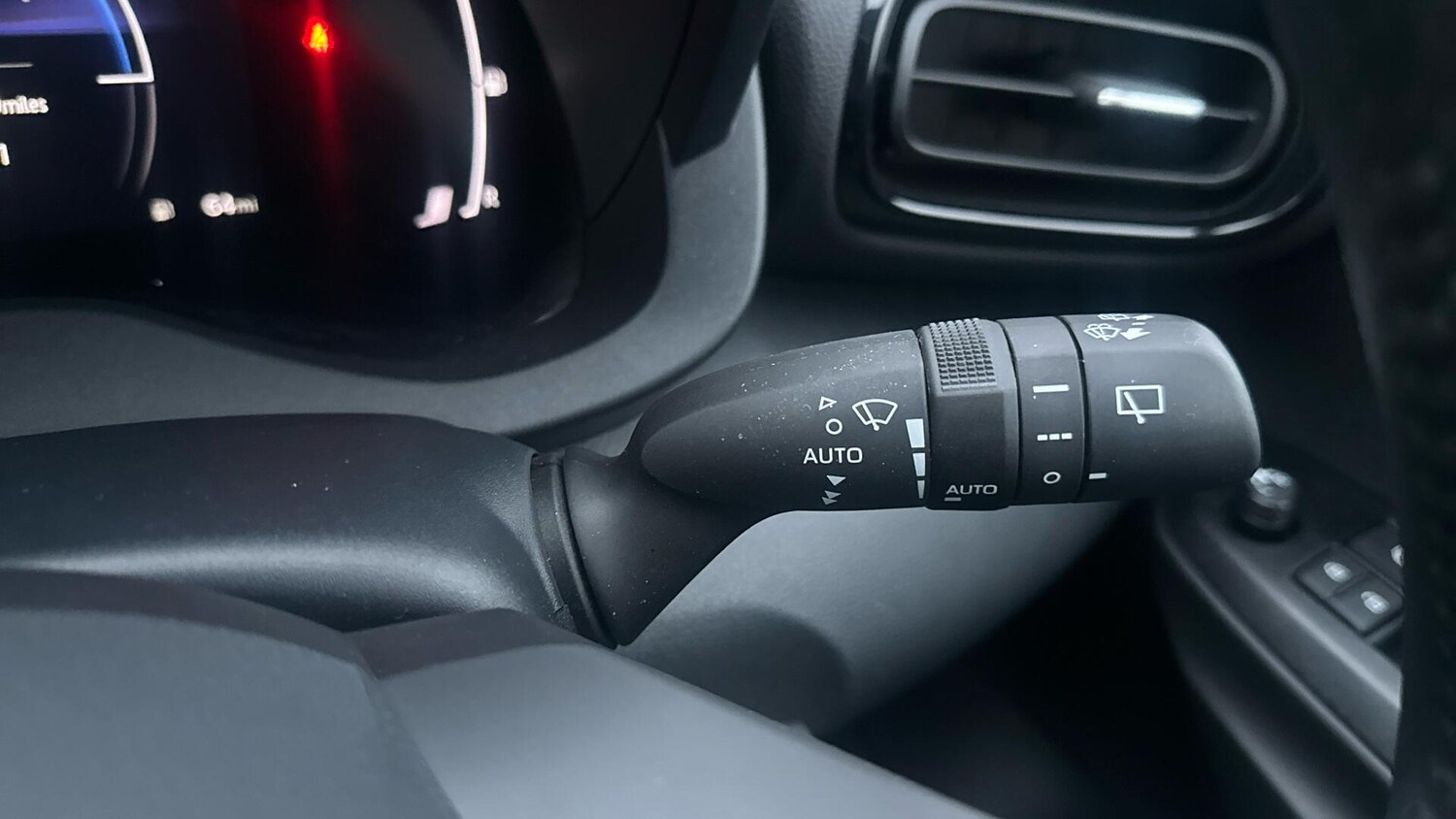 Used Toyota Yaris 2025 for sale - 77424745: Photo 33