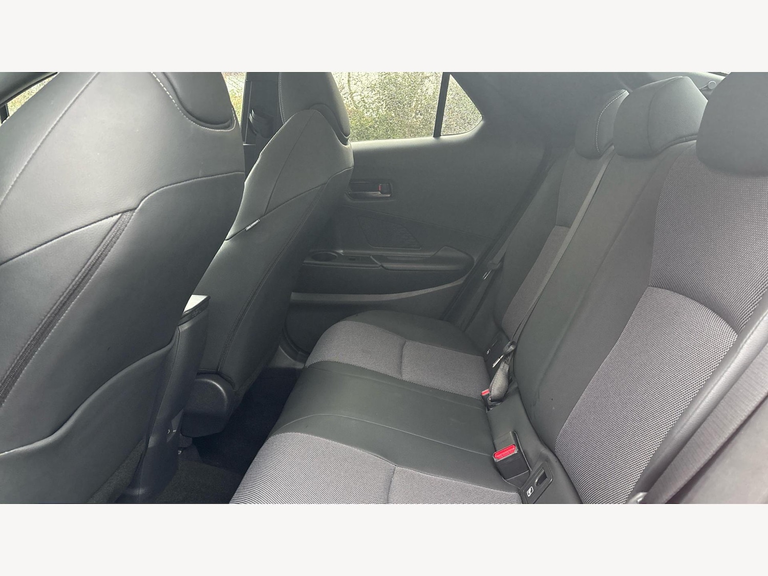 Used Toyota C-HR 2024 for sale - 77468733: Photo 15