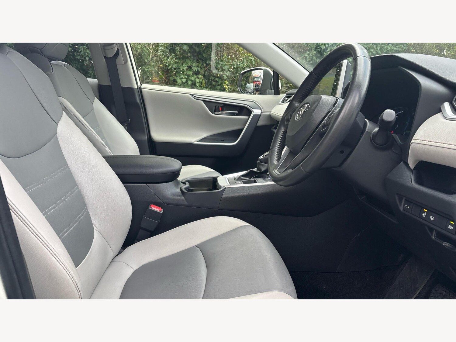 Used Toyota RAV4 2021 for sale - 76657924: Photo 13