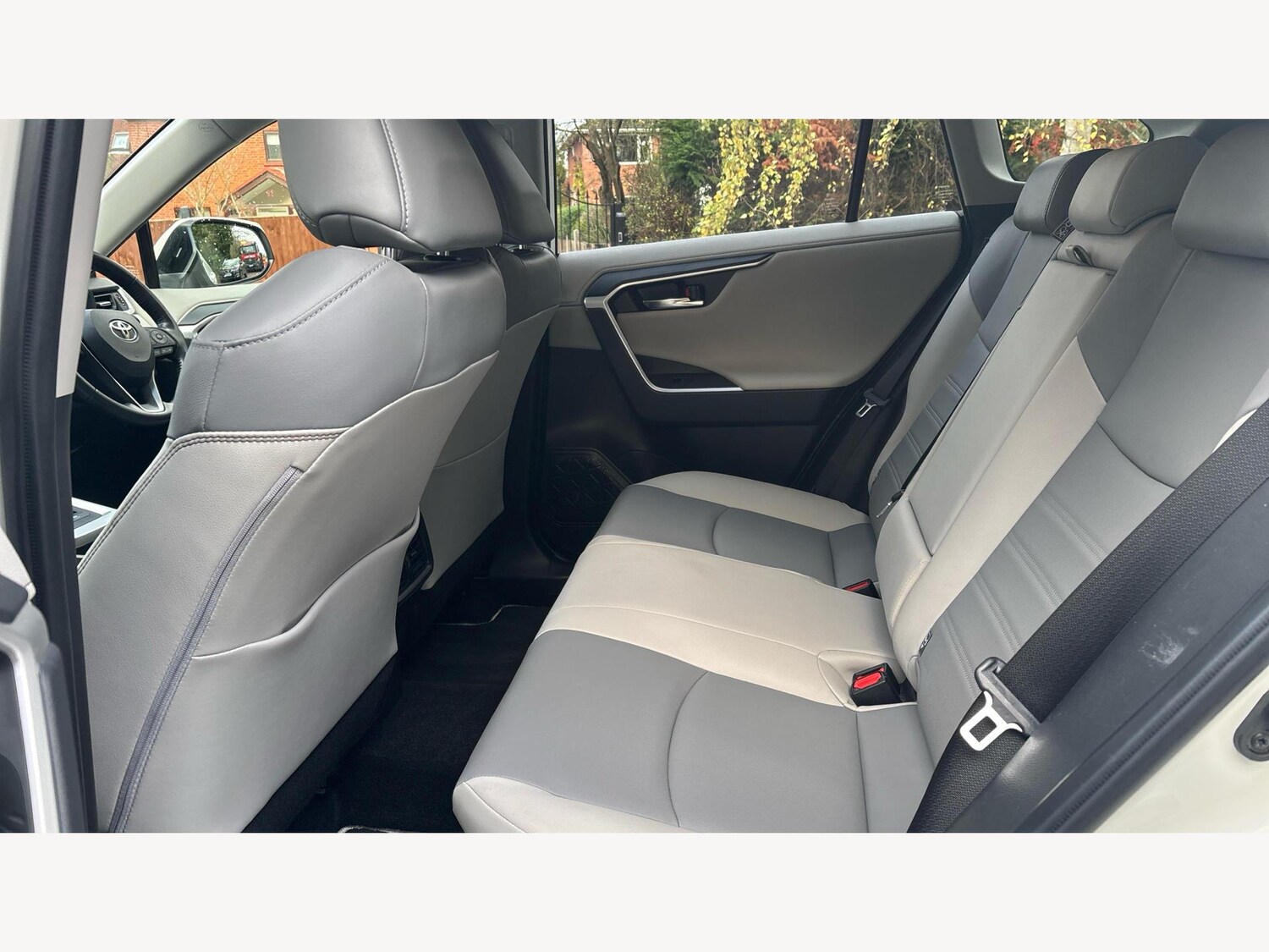 Used Toyota RAV4 2021 for sale - 76657924: Photo 15