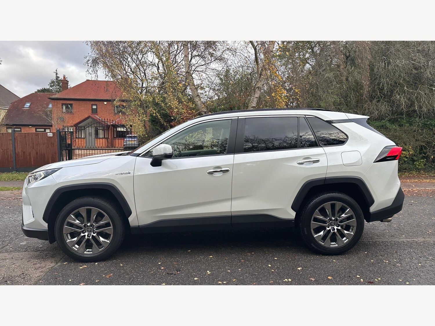 Used Toyota RAV4 2021 for sale - 76657924: Photo 19