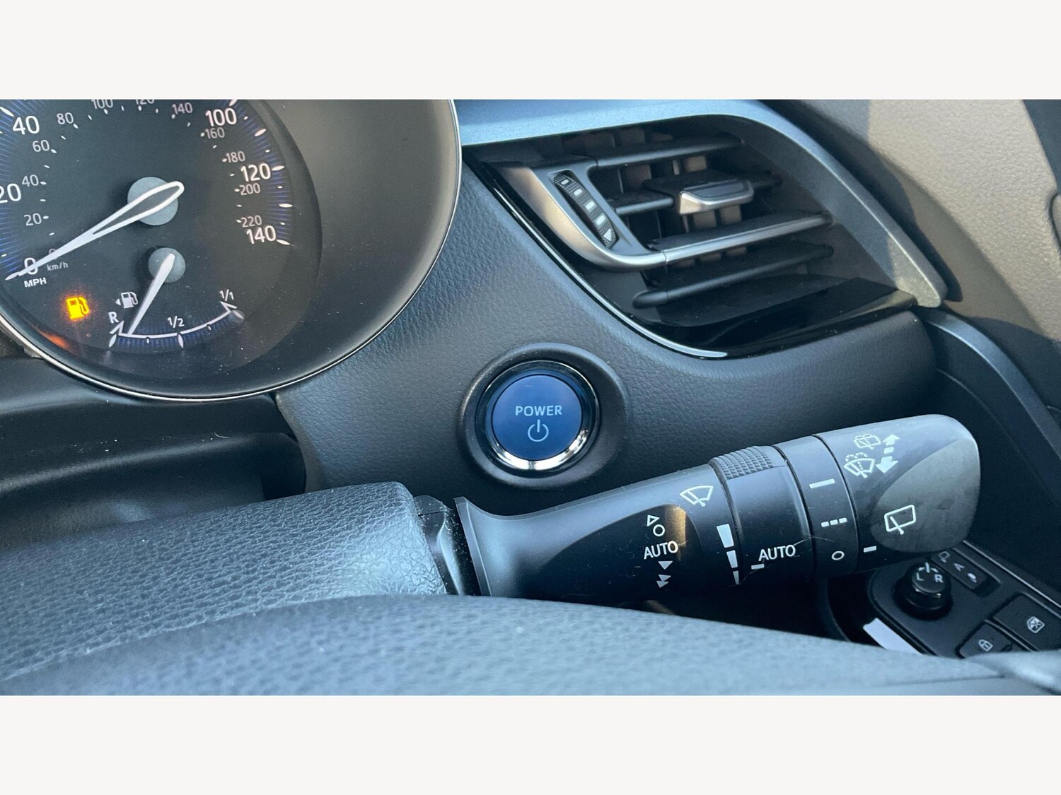 Used Toyota C-HR 2020 for sale - 77395855: Photo 29