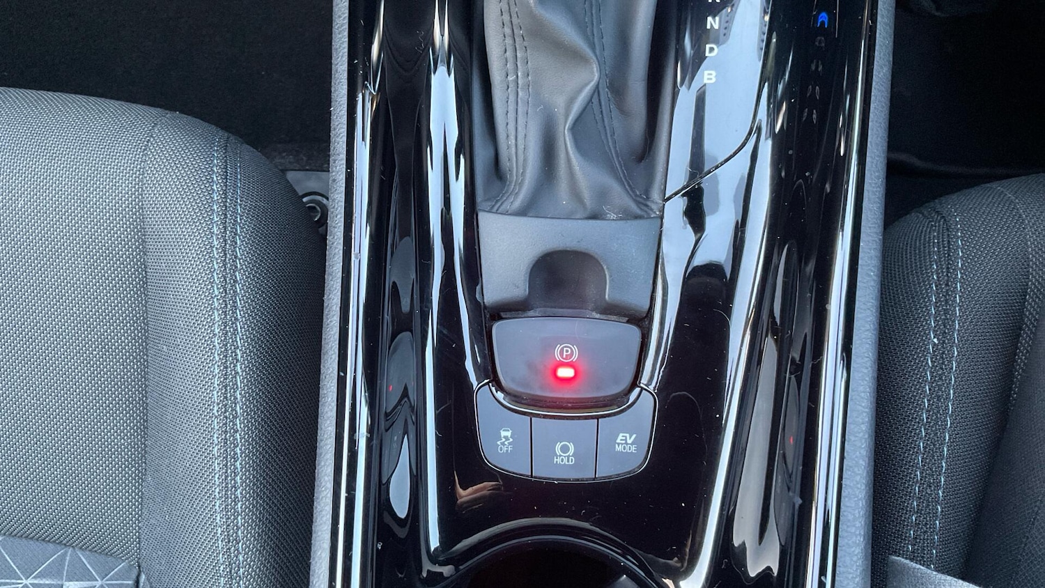 Used Toyota C-HR 2020 for sale - 77395855: Photo 36