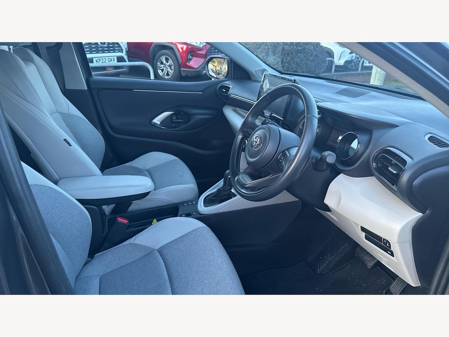 Used Toyota Yaris 2023 for sale - 77524310: Photo 13