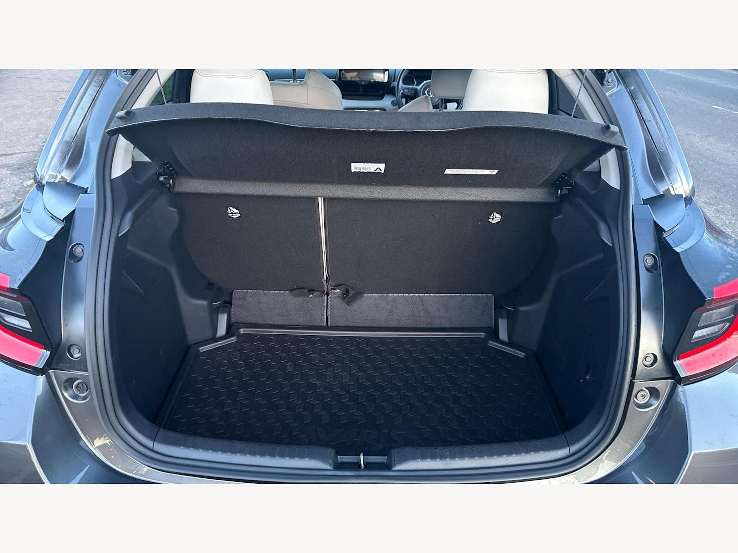 Used Toyota Yaris 2023 for sale - 77524310: Photo 16