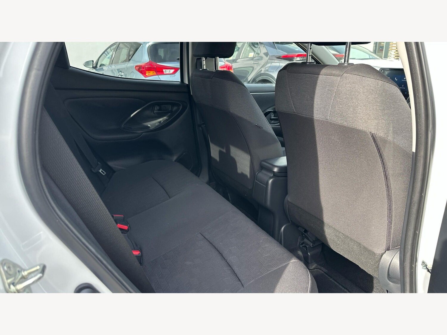 Used Toyota Yaris for sale - 77908808: Photo 14