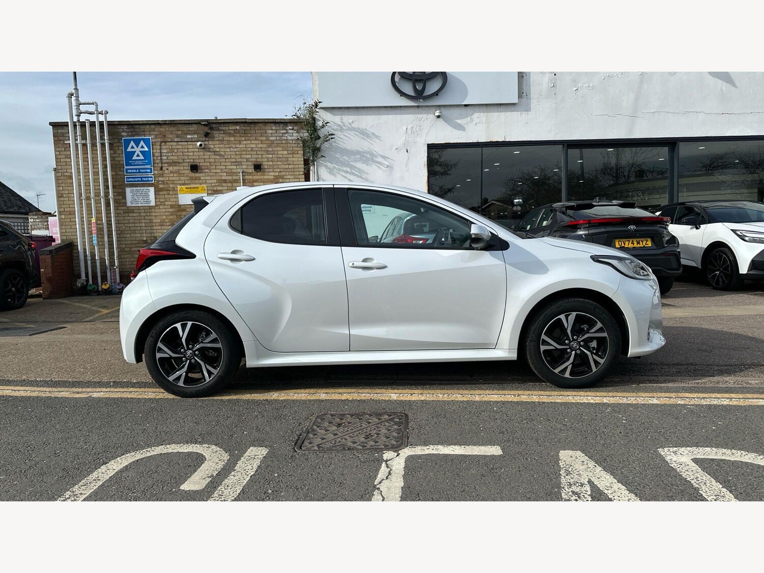 Used Toyota Yaris for sale - 77908808: Photo 18