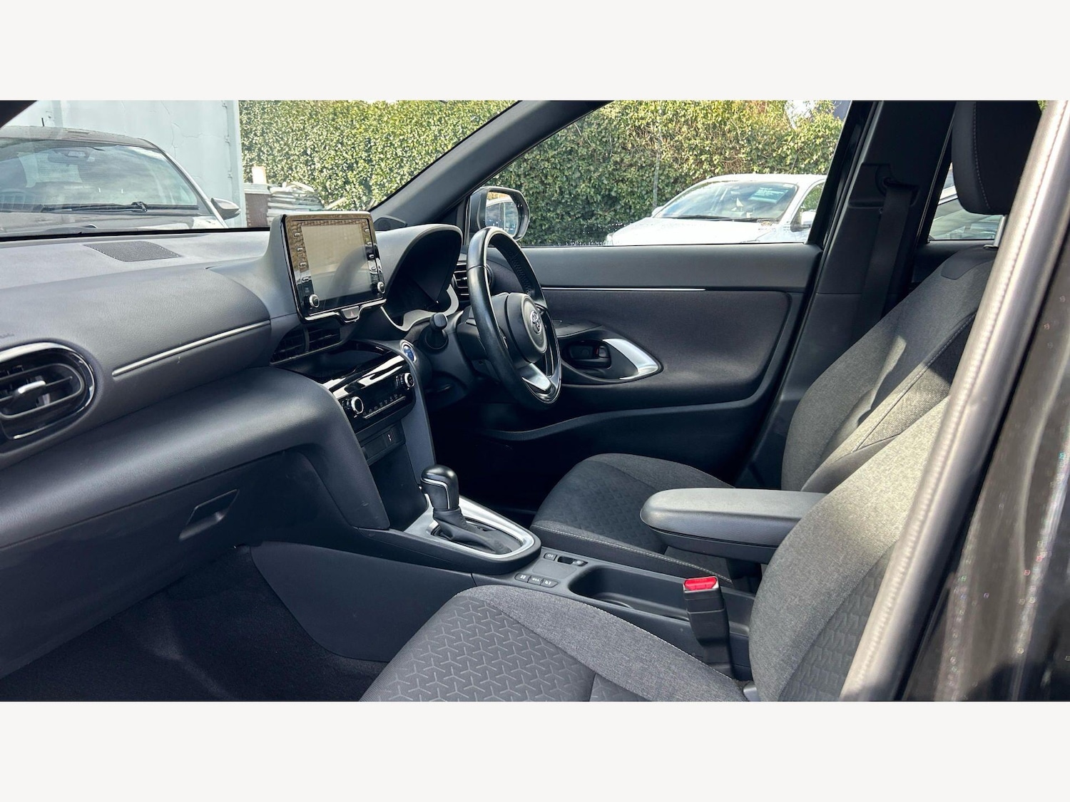 Used Toyota Yaris Cross 2023 for sale - 78034469: Photo 12