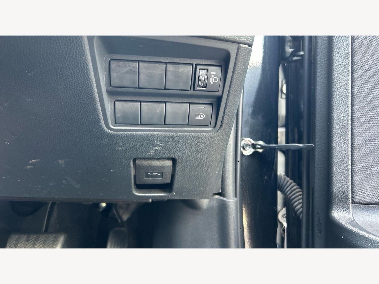 Used Toyota Yaris Cross 2023 for sale - 78034469: Photo 29