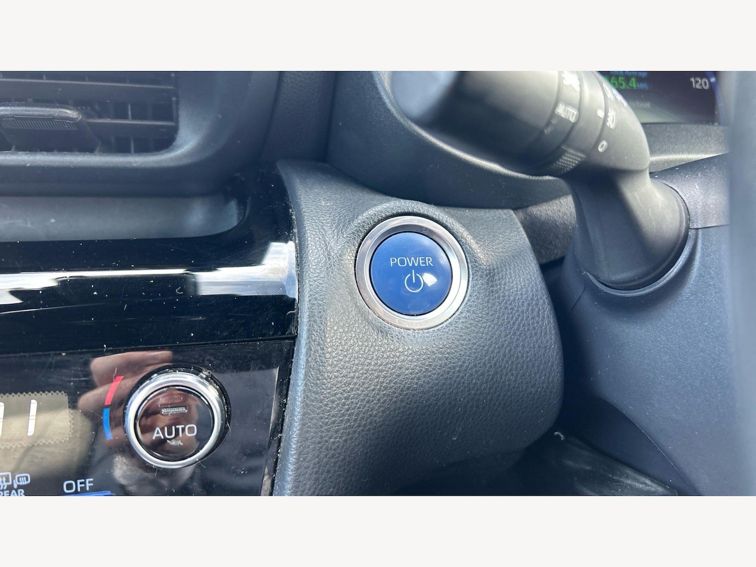 Used Toyota Yaris Cross 2023 for sale - 78034469: Photo 30