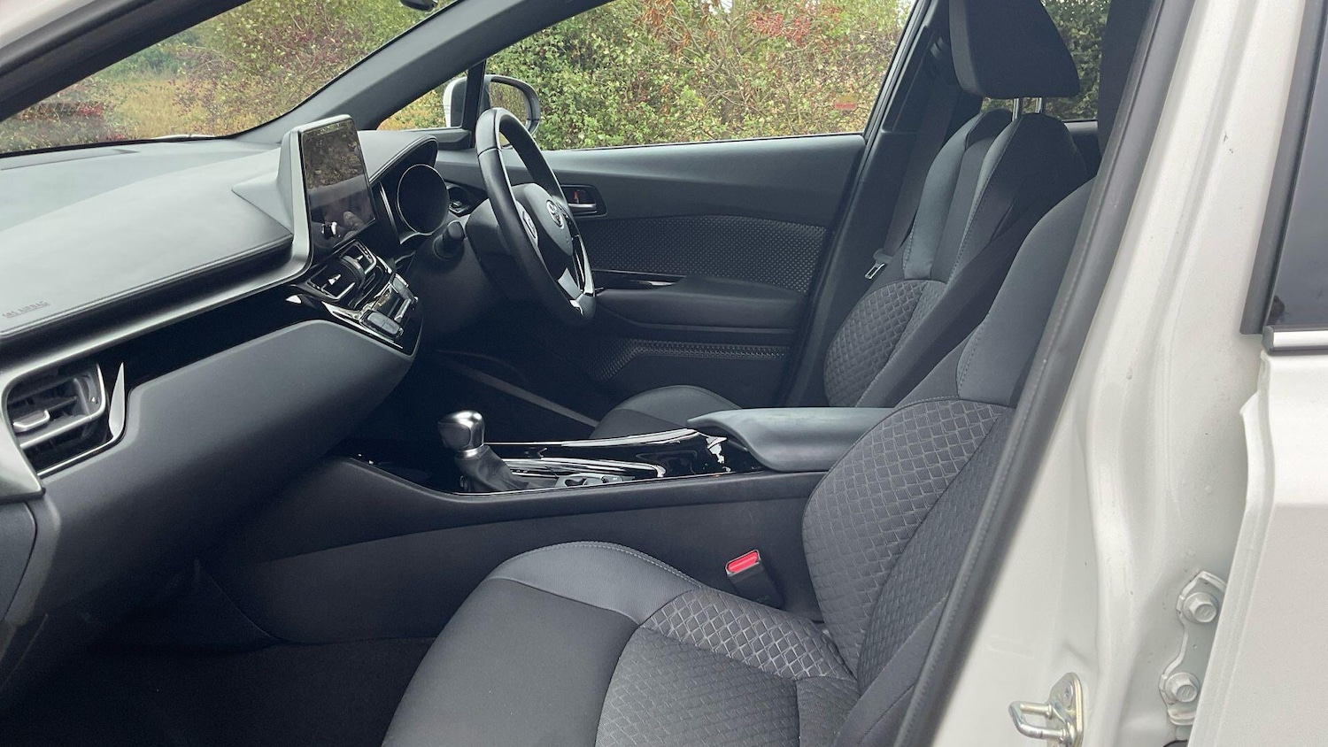 Used Toyota C-HR 2023 for sale - 76137713: Photo 13