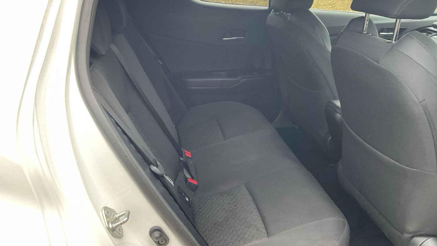 Used Toyota C-HR 2023 for sale - 76137713: Photo 15