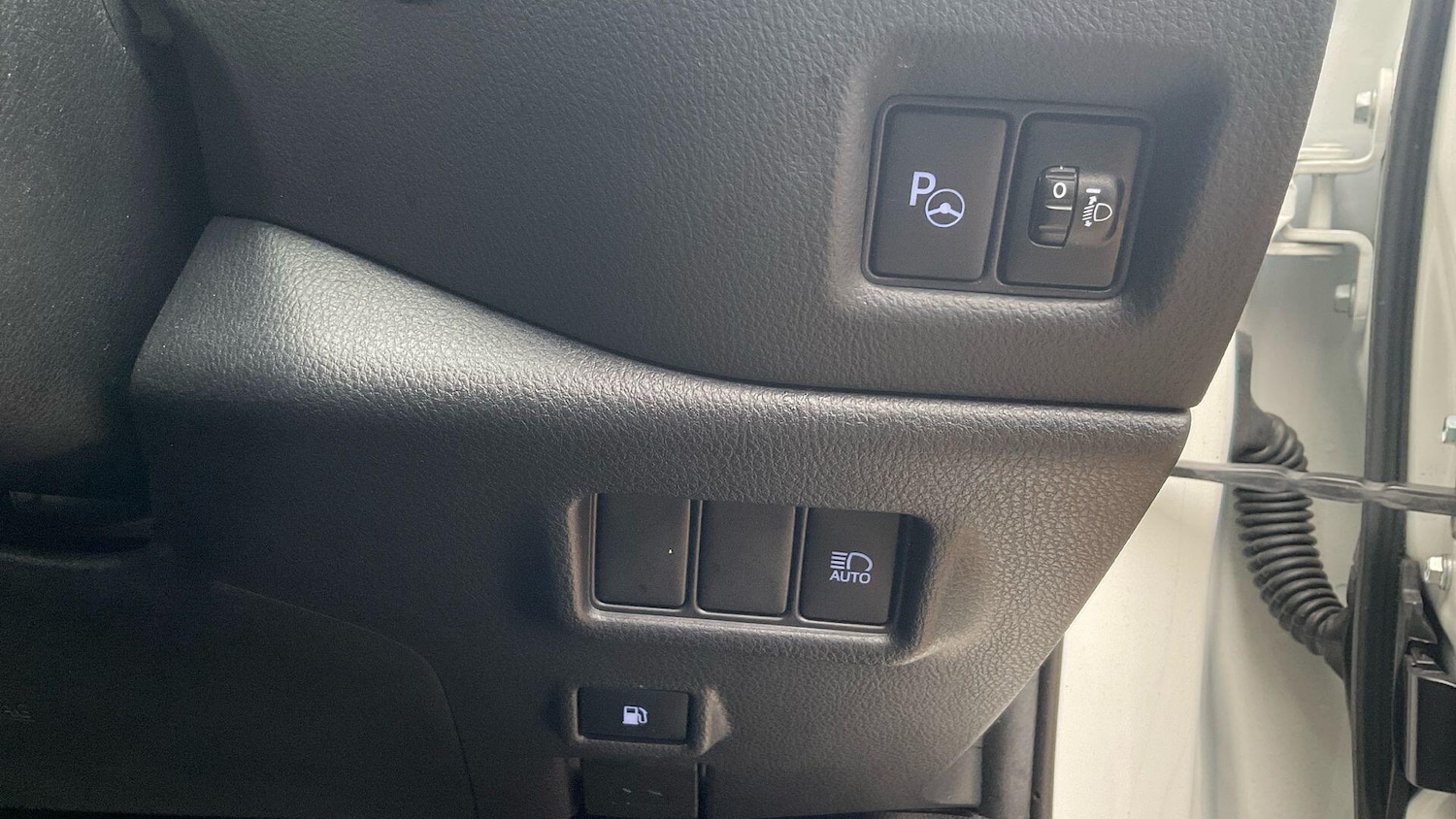 Used Toyota C-HR 2023 for sale - 76137713: Photo 35