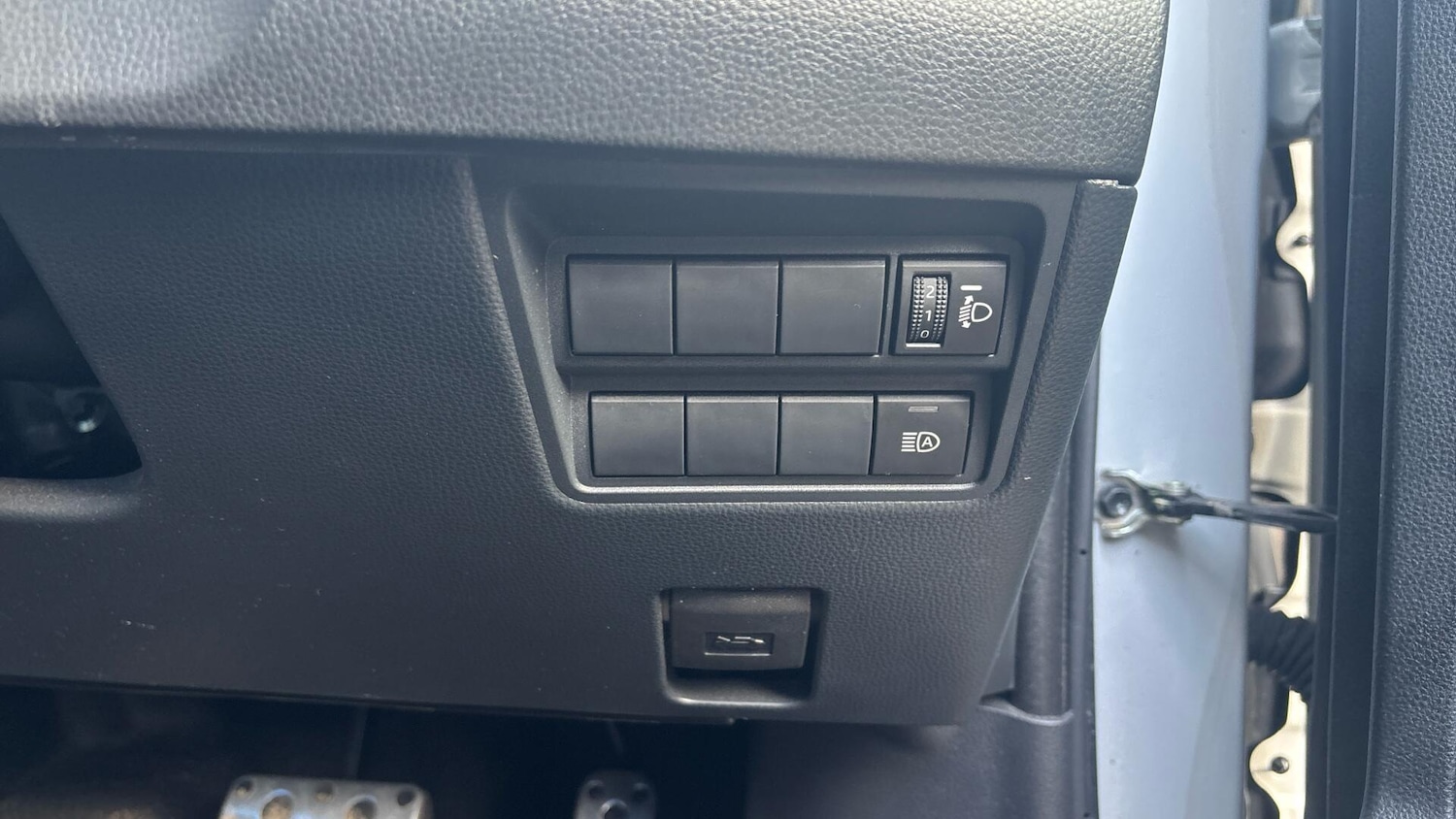 Used Toyota Yaris Cross 2024 for sale - 78071722: Photo 32