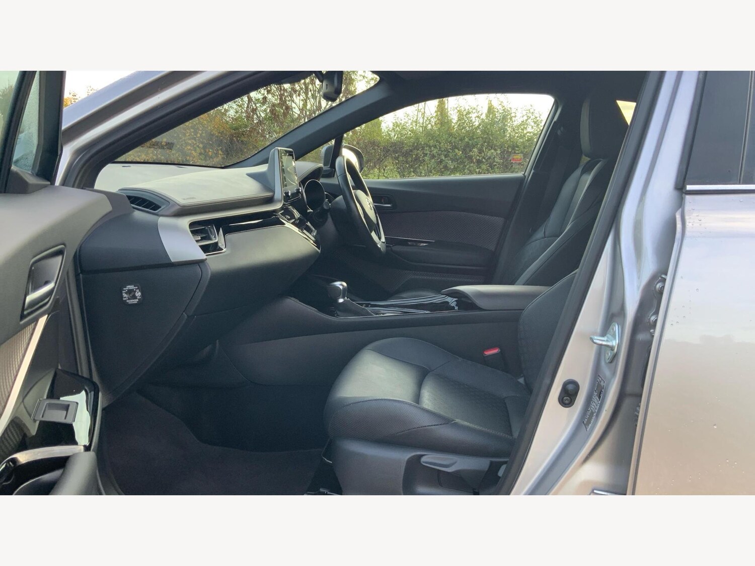 Used Toyota C-HR 2021 for sale - 76377593: Photo 12