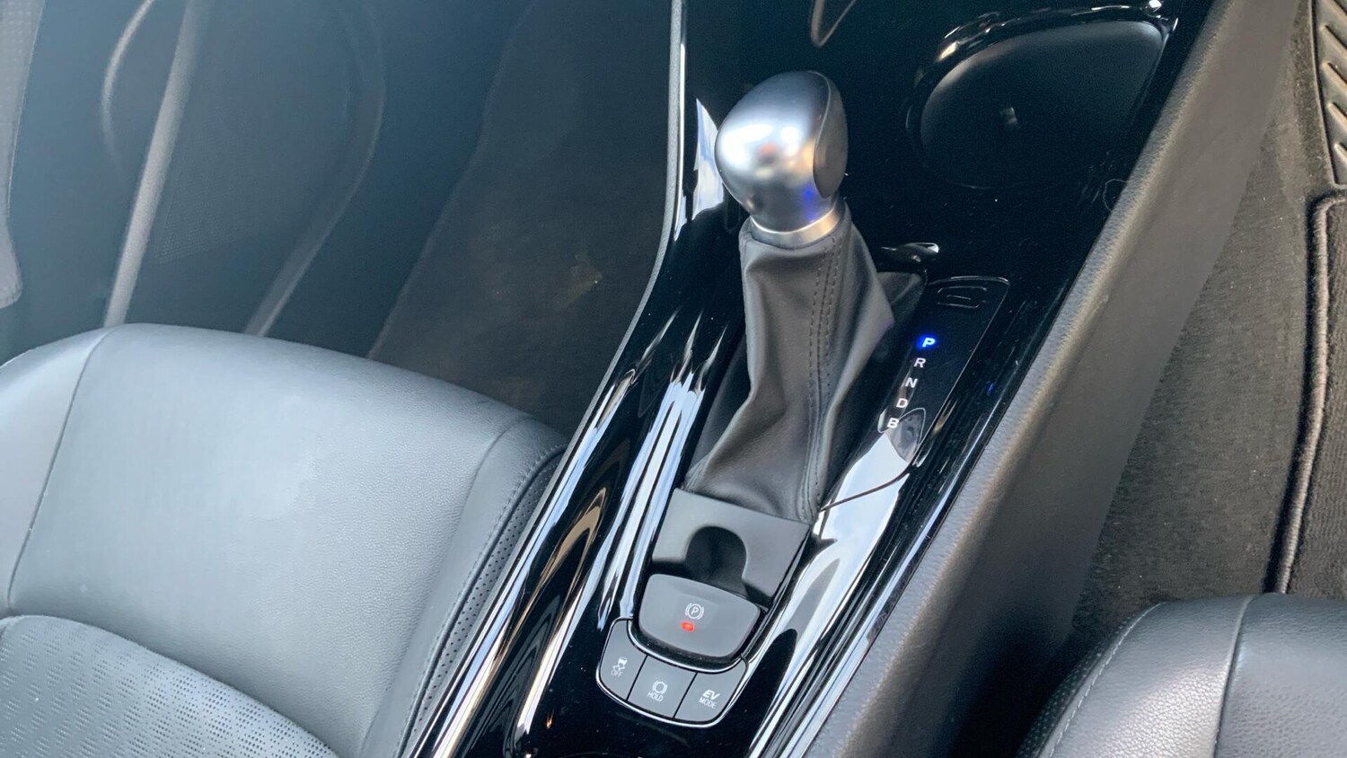 Used Toyota C-HR 2021 for sale - 76377593: Photo 38