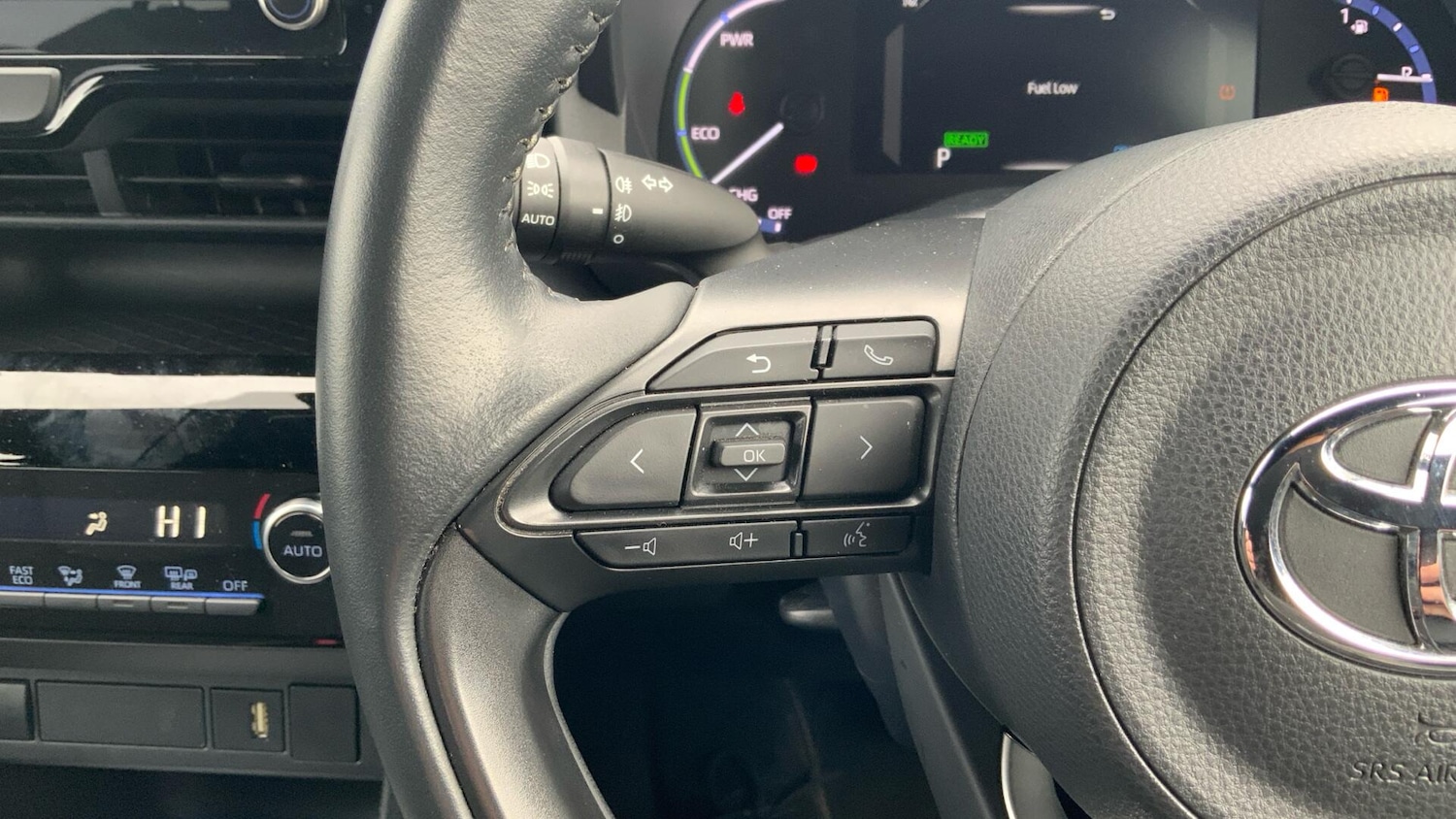 Used Toyota Yaris Cross 2021 for sale - 76752998: Photo 33