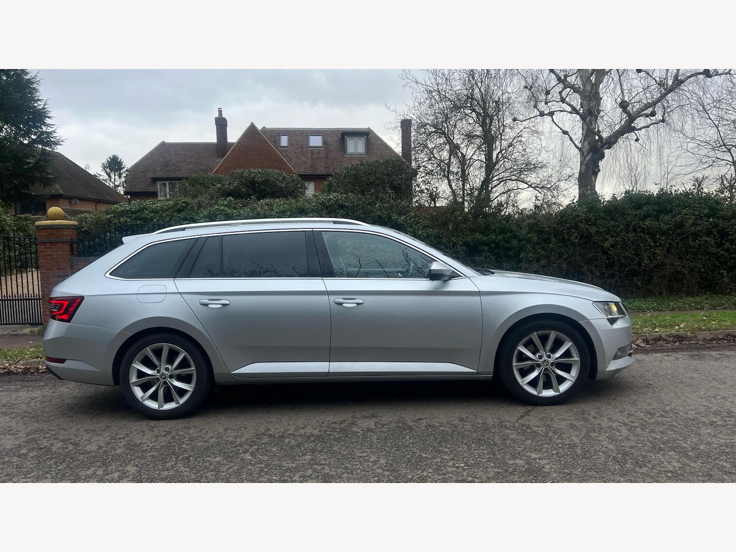 Used Skoda Superb 2017 for sale - 77574539: Photo 18