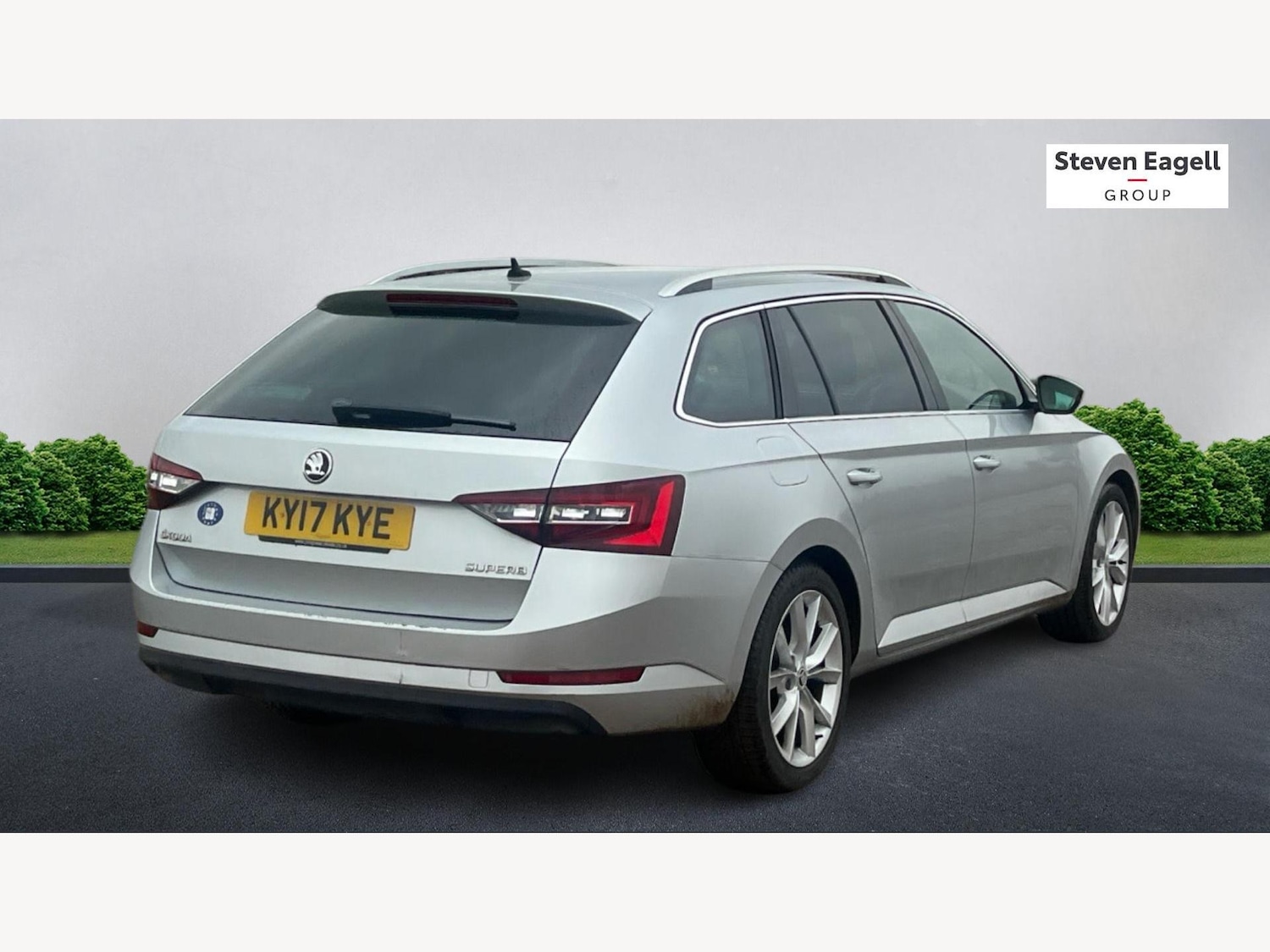 Used Skoda Superb 2017 for sale - 77574539: Photo 2